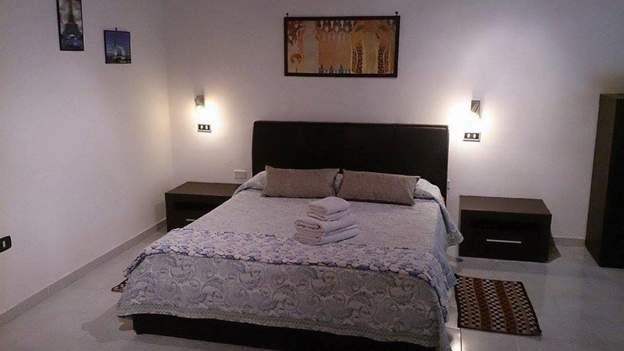 Il Mirto E La Rosa Bed & Breakfast Arenella  Exterior photo