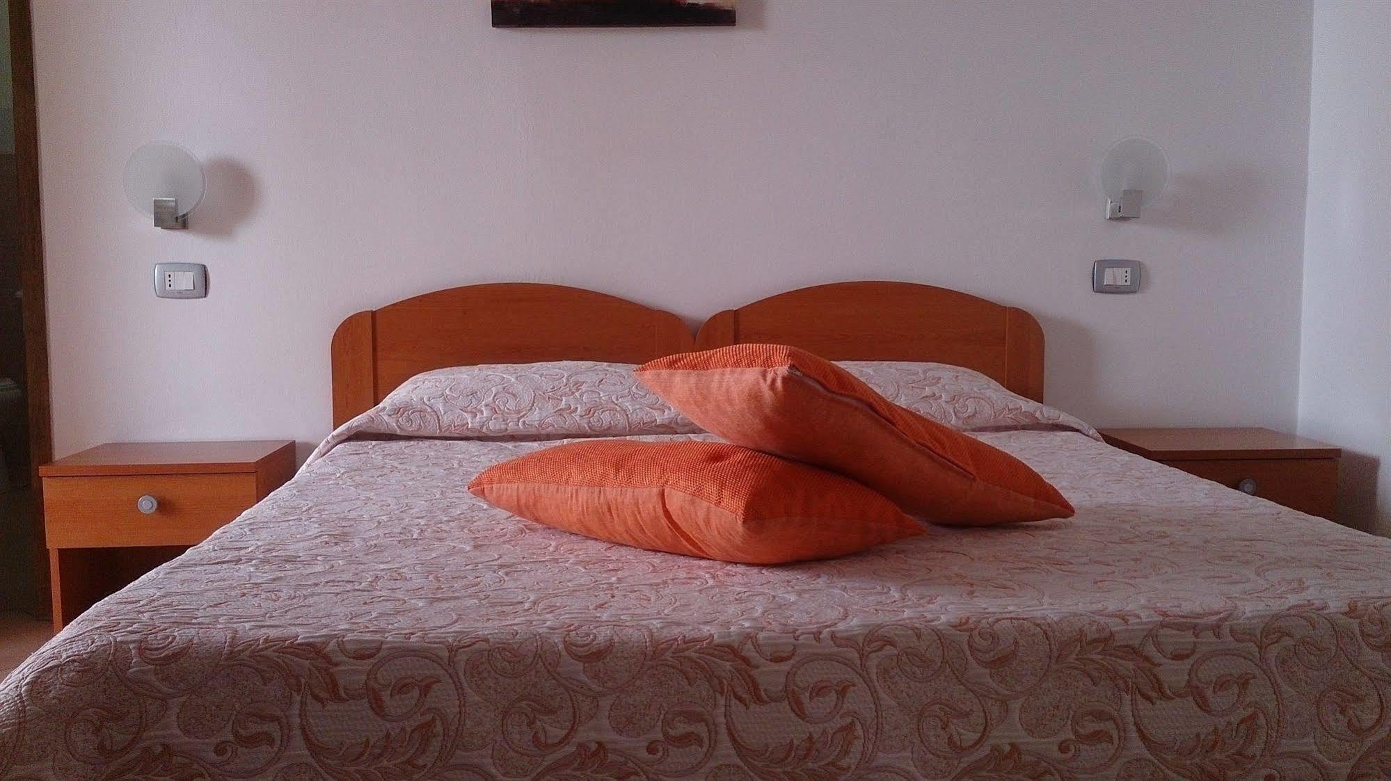 Il Mirto E La Rosa Bed & Breakfast Arenella  Exterior photo